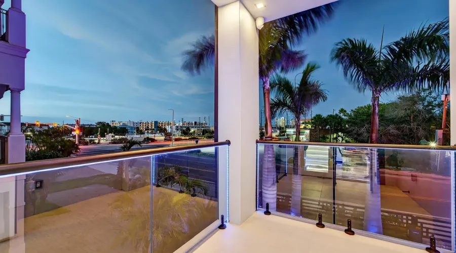 9600 W GULF BOULEVARD, TREASURE ISLAND, Florida, 33706, United States, 5 Bedrooms Bedrooms, 12 Rooms Rooms,5 BathroomsBathrooms,Residential,For Sale,The House of Lights,W GULF BOULEVARD,4,1893281
