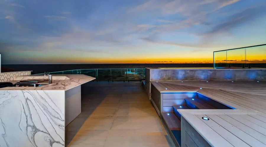 9600 W GULF BOULEVARD, TREASURE ISLAND, Florida, 33706, United States, 5 Bedrooms Bedrooms, 12 Rooms Rooms,5 BathroomsBathrooms,Residential,For Sale,The House of Lights,W GULF BOULEVARD,4,1893281