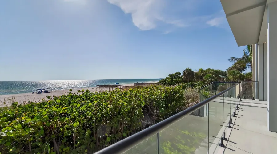9600 W GULF BOULEVARD, TREASURE ISLAND, Florida, 33706, United States, 5 Bedrooms Bedrooms, 12 Rooms Rooms,5 BathroomsBathrooms,Residential,For Sale,The House of Lights,W GULF BOULEVARD,4,1893281