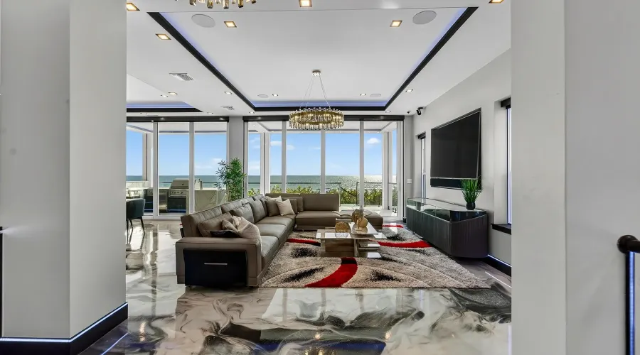 9600 W GULF BOULEVARD, TREASURE ISLAND, Florida, 33706, United States, 5 Bedrooms Bedrooms, 12 Rooms Rooms,5 BathroomsBathrooms,Residential,For Sale,The House of Lights,W GULF BOULEVARD,4,1893281