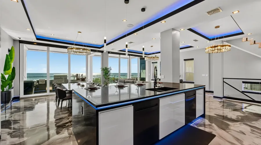 9600 W GULF BOULEVARD, TREASURE ISLAND, Florida, 33706, United States, 5 Bedrooms Bedrooms, 12 Rooms Rooms,5 BathroomsBathrooms,Residential,For Sale,The House of Lights,W GULF BOULEVARD,4,1893281
