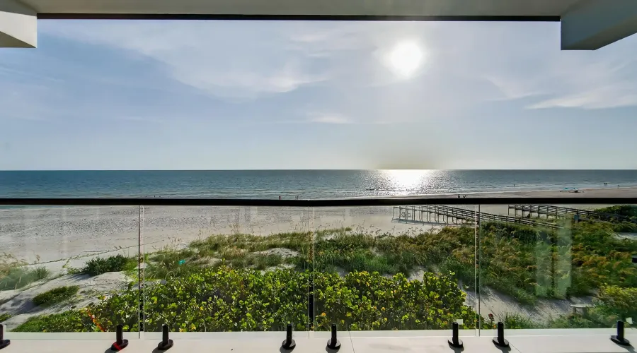 9600 W GULF BOULEVARD, TREASURE ISLAND, Florida, 33706, United States, 5 Bedrooms Bedrooms, 12 Rooms Rooms,5 BathroomsBathrooms,Residential,For Sale,The House of Lights,W GULF BOULEVARD,4,1893281