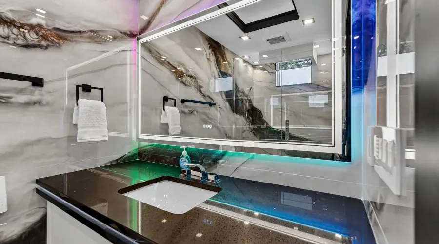 9600 W GULF BOULEVARD, TREASURE ISLAND, Florida, 33706, United States, 5 Bedrooms Bedrooms, 12 Rooms Rooms,5 BathroomsBathrooms,Residential,For Sale,The House of Lights,W GULF BOULEVARD,4,1893281