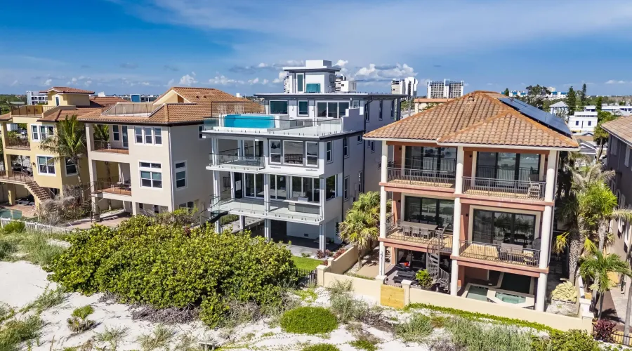 9600 W GULF BOULEVARD, TREASURE ISLAND, Florida, 33706, United States, 5 Bedrooms Bedrooms, 12 Rooms Rooms,5 BathroomsBathrooms,Residential,For Sale,The House of Lights,W GULF BOULEVARD,4,1893281