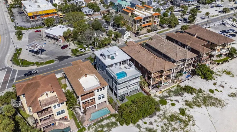 9600 W GULF BOULEVARD, TREASURE ISLAND, Florida, 33706, United States, 5 Bedrooms Bedrooms, 12 Rooms Rooms,5 BathroomsBathrooms,Residential,For Sale,The House of Lights,W GULF BOULEVARD,4,1893281