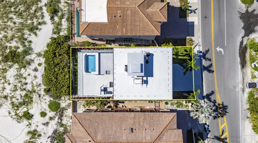 9600 W GULF BOULEVARD, TREASURE ISLAND, Florida, 33706, United States, 5 Bedrooms Bedrooms, 12 Rooms Rooms,5 BathroomsBathrooms,Residential,For Sale,The House of Lights,W GULF BOULEVARD,4,1893281