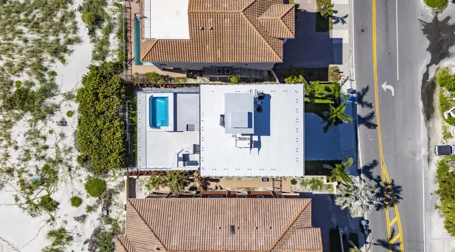 9600 W GULF BOULEVARD, TREASURE ISLAND, Florida, 33706, United States, 5 Bedrooms Bedrooms, 12 Rooms Rooms,5 BathroomsBathrooms,Residential,For Sale,The House of Lights,W GULF BOULEVARD,4,1893281