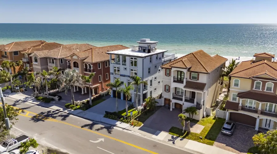 9600 W GULF BOULEVARD, TREASURE ISLAND, Florida, 33706, United States, 5 Bedrooms Bedrooms, 12 Rooms Rooms,5 BathroomsBathrooms,Residential,For Sale,The House of Lights,W GULF BOULEVARD,4,1893281