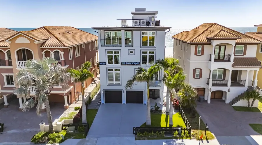 9600 W GULF BOULEVARD, TREASURE ISLAND, Florida, 33706, United States, 5 Bedrooms Bedrooms, 12 Rooms Rooms,5 BathroomsBathrooms,Residential,For Sale,The House of Lights,W GULF BOULEVARD,4,1893281