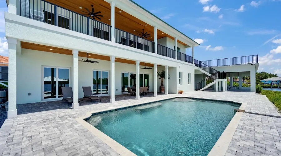 935 Chipaway Dr, Apollo Beach, Florida, 33572, United States, 4 Bedrooms Bedrooms, 9 Rooms Rooms,5 BathroomsBathrooms,Waterfront,For Sale,Chipaway Dr,2,1894245