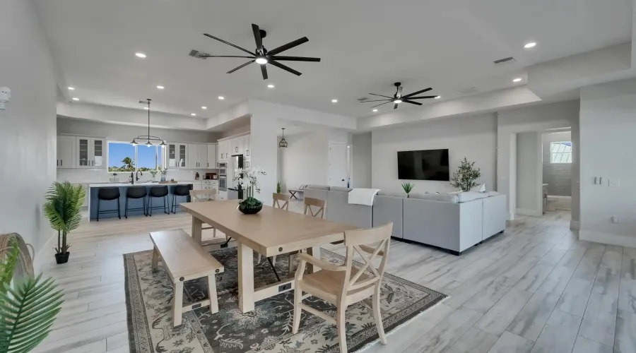 935 Chipaway Dr, Apollo Beach, Florida, 33572, United States, 4 Bedrooms Bedrooms, 9 Rooms Rooms,5 BathroomsBathrooms,Waterfront,For Sale,Chipaway Dr,2,1894245