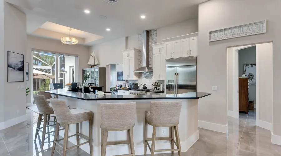 706 Manns Harbor Dr, Apollo Beach, Florida, 33572, United States, 4 Bedrooms Bedrooms, 8 Rooms Rooms,3 BathroomsBathrooms,Single family home,For Sale,Manns Harbor Dr,1,1894246