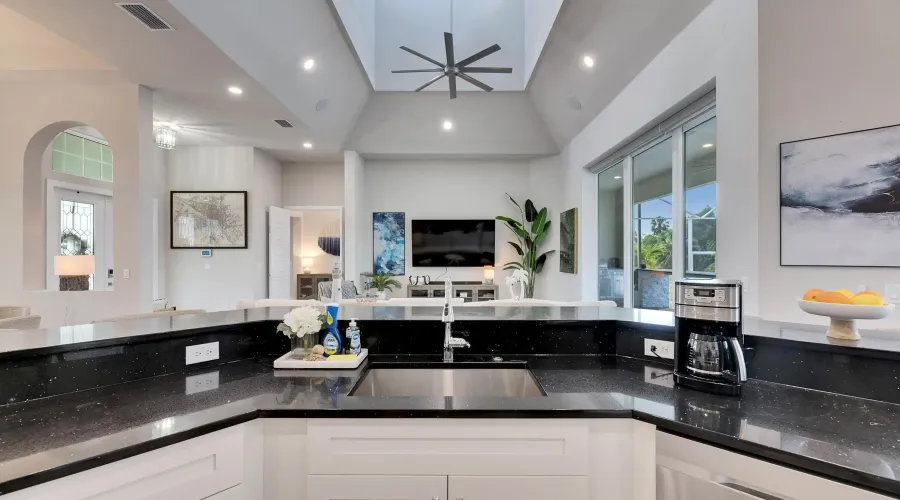 706 Manns Harbor Dr, Apollo Beach, Florida, 33572, United States, 4 Bedrooms Bedrooms, 8 Rooms Rooms,3 BathroomsBathrooms,Single family home,For Sale,Manns Harbor Dr,1,1894246