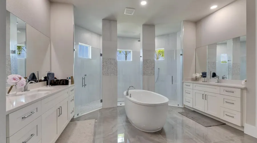 706 Manns Harbor Dr, Apollo Beach, Florida, 33572, United States, 4 Bedrooms Bedrooms, 8 Rooms Rooms,3 BathroomsBathrooms,Single family home,For Sale,Manns Harbor Dr,1,1894246
