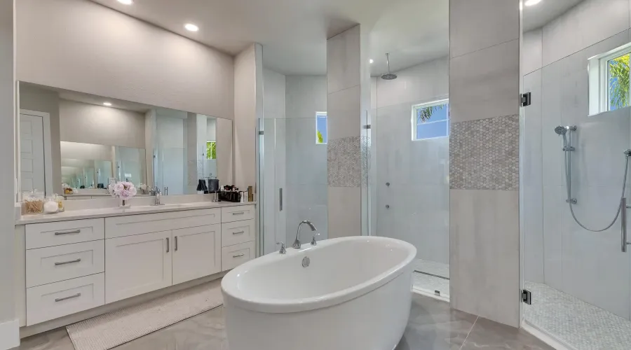 706 Manns Harbor Dr, Apollo Beach, Florida, 33572, United States, 4 Bedrooms Bedrooms, 8 Rooms Rooms,3 BathroomsBathrooms,Single family home,For Sale,Manns Harbor Dr,1,1894246
