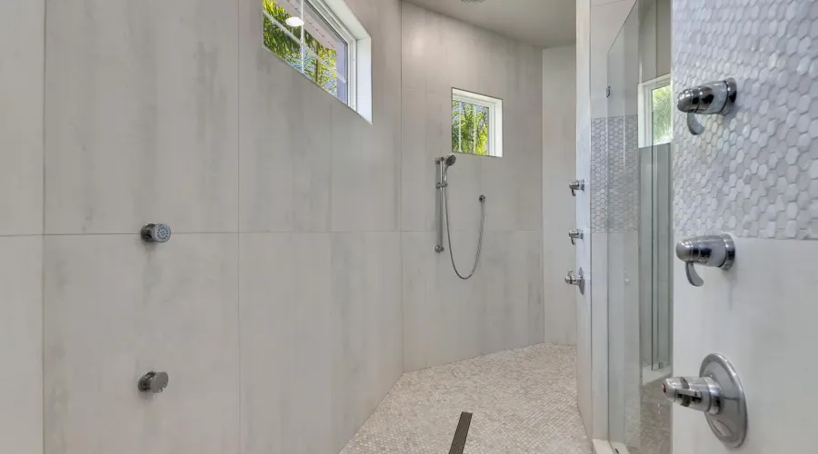 706 Manns Harbor Dr, Apollo Beach, Florida, 33572, United States, 4 Bedrooms Bedrooms, 8 Rooms Rooms,3 BathroomsBathrooms,Single family home,For Sale,Manns Harbor Dr,1,1894246