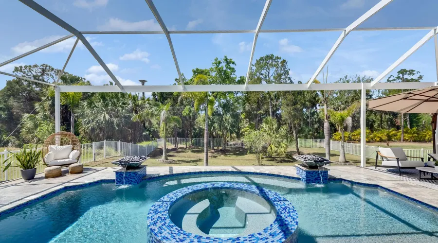 706 Manns Harbor Dr, Apollo Beach, Florida, 33572, United States, 4 Bedrooms Bedrooms, 8 Rooms Rooms,3 BathroomsBathrooms,Single family home,For Sale,Manns Harbor Dr,1,1894246