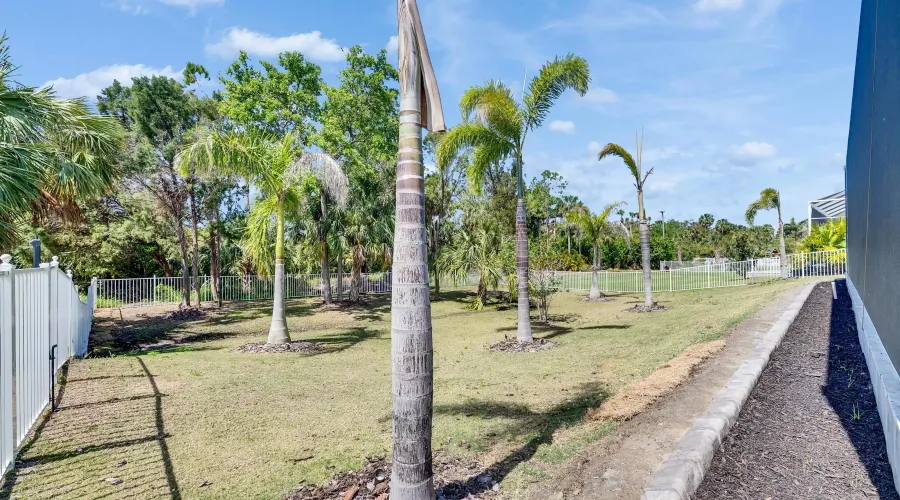 706 Manns Harbor Dr, Apollo Beach, Florida, 33572, United States, 4 Bedrooms Bedrooms, 8 Rooms Rooms,3 BathroomsBathrooms,Single family home,For Sale,Manns Harbor Dr,1,1894246