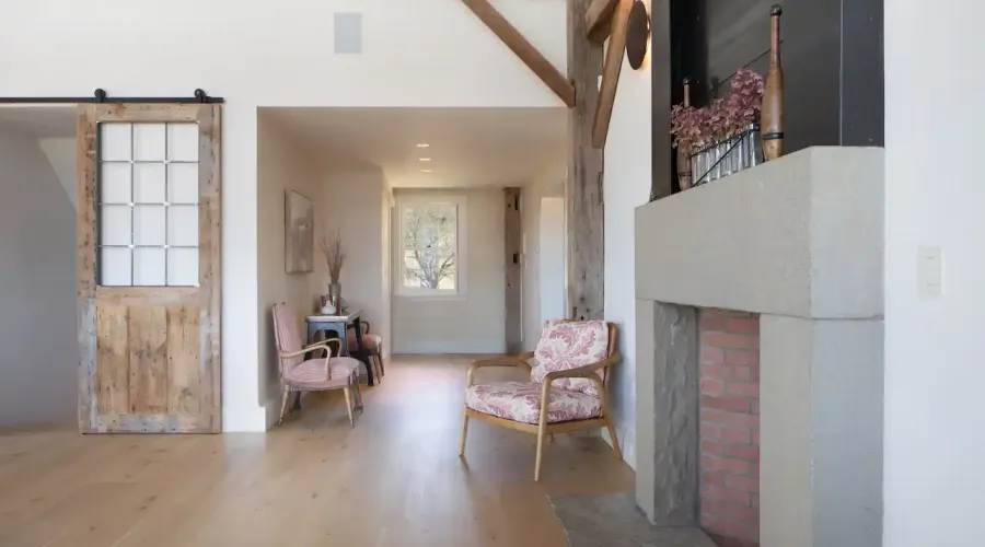39 Bunker Hill Road, Salisbury, Connecticut, 06068, United States, 3 Bedrooms Bedrooms, 10 Rooms Rooms,3 BathroomsBathrooms,Residential,For Sale,Bunker Hill,1894608