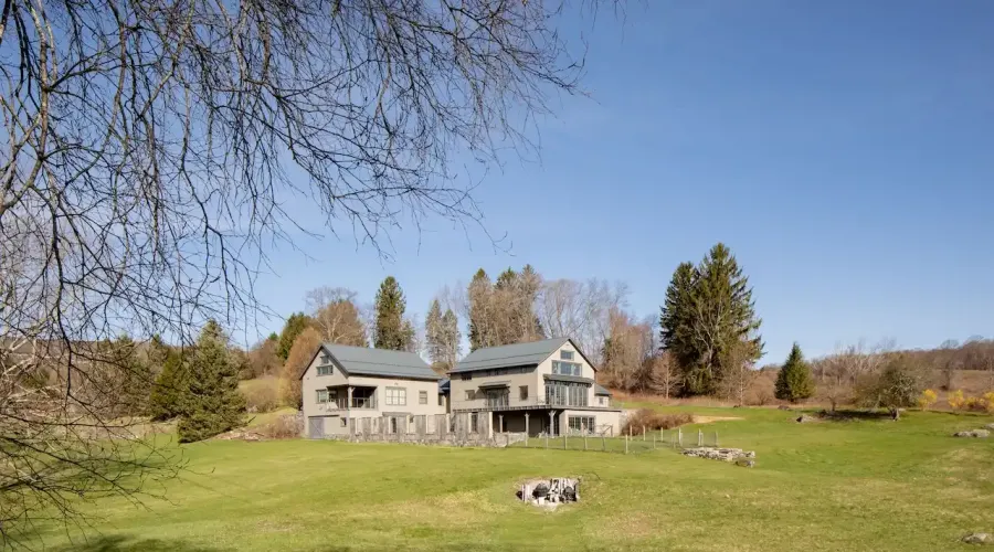 39 Bunker Hill Road, Salisbury, Connecticut, 06068, United States, 3 Bedrooms Bedrooms, 10 Rooms Rooms,3 BathroomsBathrooms,Residential,For Sale,Bunker Hill,1894608