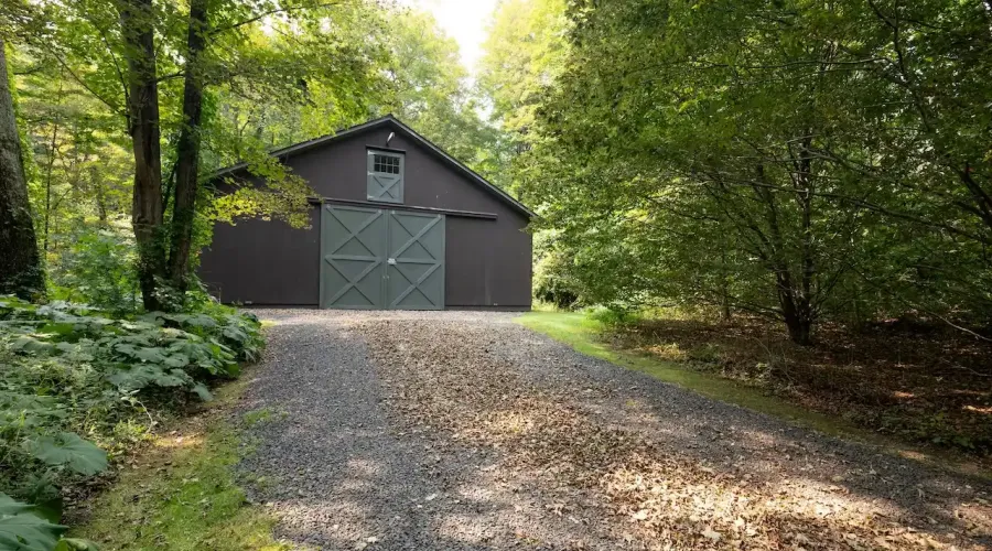 20 Kirk Road, Sharon, Connecticut, 06069, United States, 3 Bedrooms Bedrooms, 7 Rooms Rooms,3 BathroomsBathrooms,Residential,For Sale,Kirk,1894609