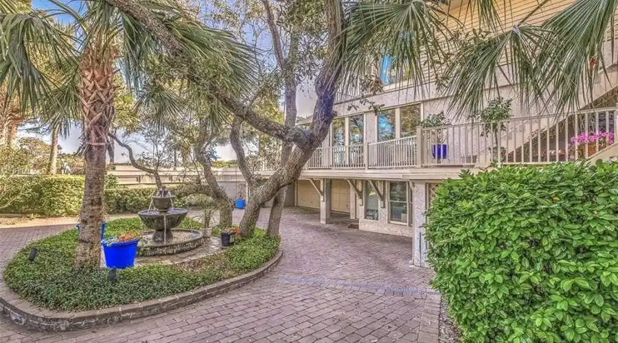 26 Sandhill Crane Rd,Hilton Head,South Carolina 29928,United States,4 Bedrooms Bedrooms,5 BathroomsBathrooms,Residential,Sandhill Crane Rd,185476