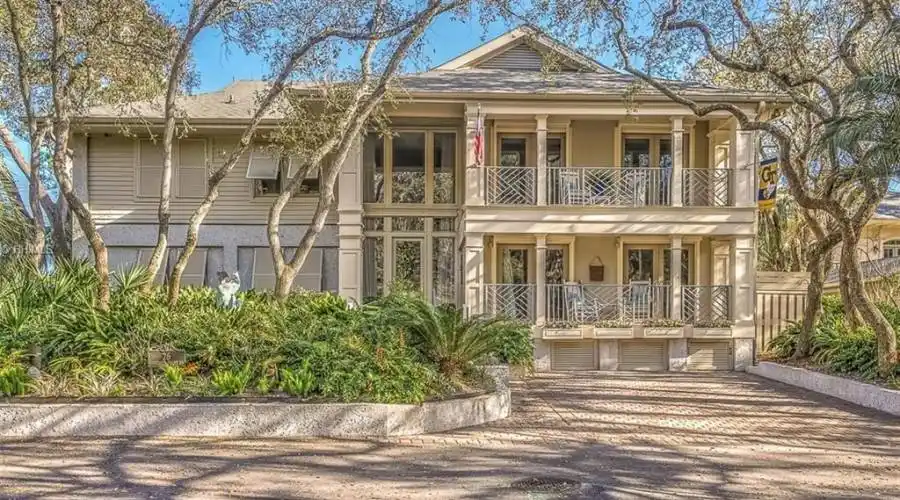 26 Sandhill Crane Rd,Hilton Head,South Carolina 29928,United States,4 Bedrooms Bedrooms,5 BathroomsBathrooms,Residential,Sandhill Crane Rd,185476