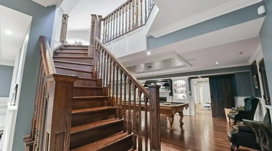 2577 No 8 Side Road, Burlington, Ontario, L7P 0E5, Canada, 4 Bedrooms Bedrooms, ,4 BathroomsBathrooms,Residential,For Sale,1898048