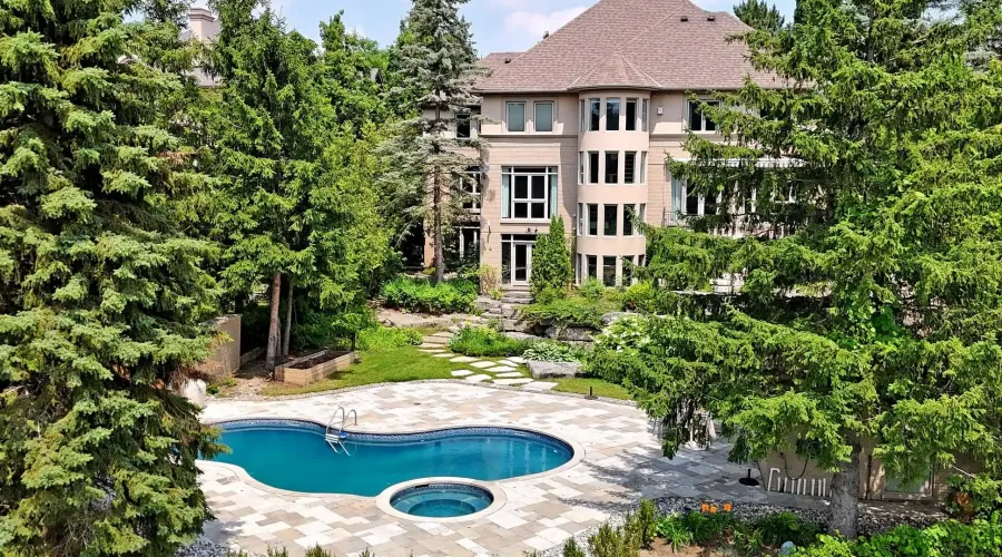 90 Humberview Dr, Vaughan, Ontario, Canada, 4 Bedrooms Bedrooms, ,6 BathroomsBathrooms,Residential,For Sale,Humberview,1898055