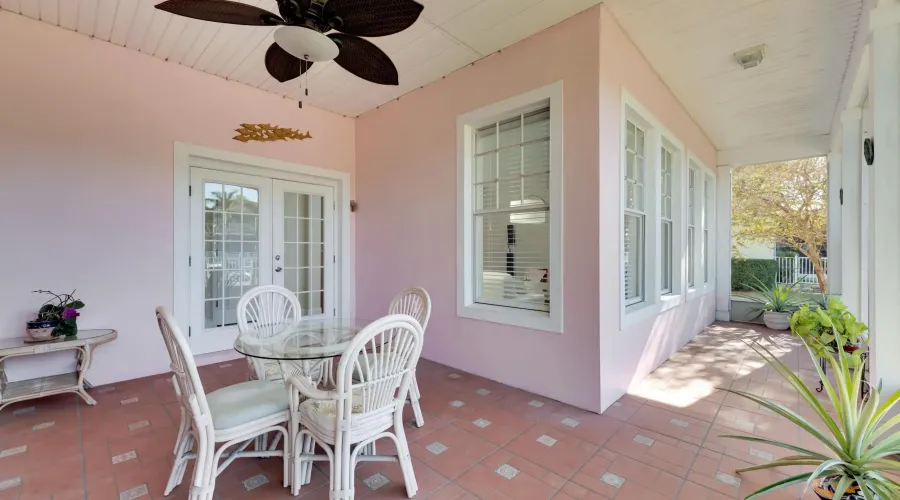 620 Mirabay Blvd, Apollo Beach, Florida, 33572, United States, 4 Bedrooms Bedrooms, ,3 BathroomsBathrooms,Waterfront,For Sale,Mirabay Blvd,1898056