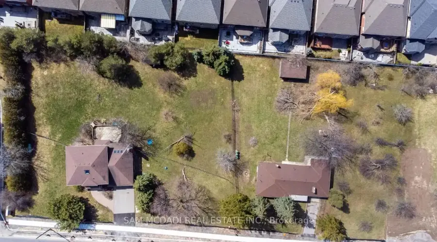 3148 Sixth Line, Oakville, Ontario, L6M 4J9, Canada, 3 Bedrooms Bedrooms, ,3 BathroomsBathrooms,Residential,For Sale,Sixth Line,1898246