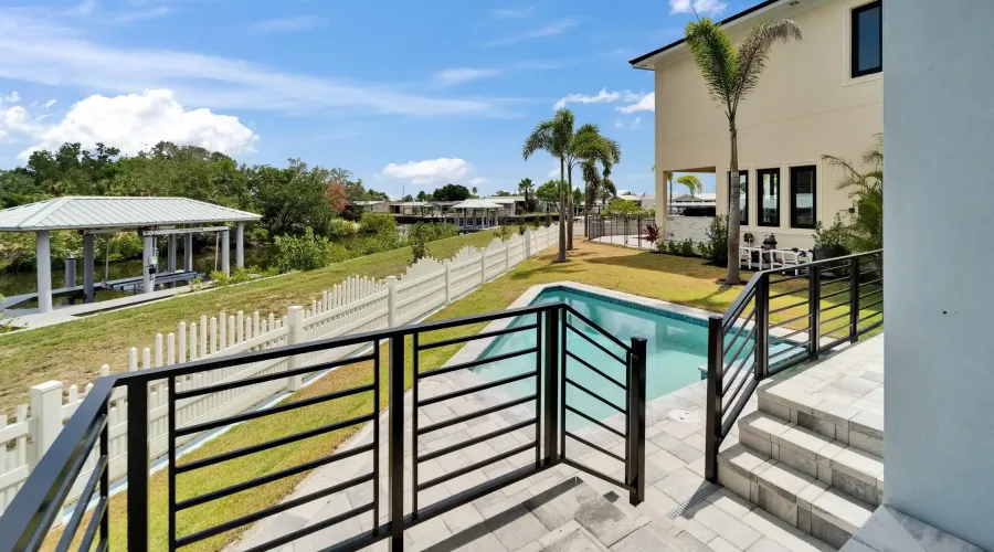 6520 SIMONE SHORES CIR, Apollo Beach, Florida, 33572, United States, 5 Bedrooms Bedrooms, 8 Rooms Rooms,3 BathroomsBathrooms,Residential,For Sale,SIMONE SHORES CIR,2,1898248