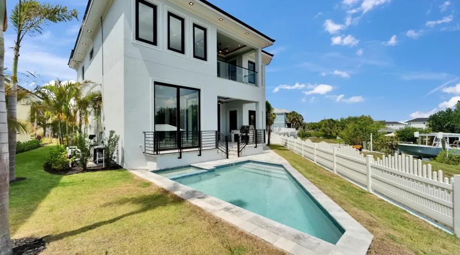 6520 SIMONE SHORES CIR, Apollo Beach, Florida, 33572, United States, 5 Bedrooms Bedrooms, 8 Rooms Rooms,3 BathroomsBathrooms,Residential,For Sale,SIMONE SHORES CIR,2,1898248
