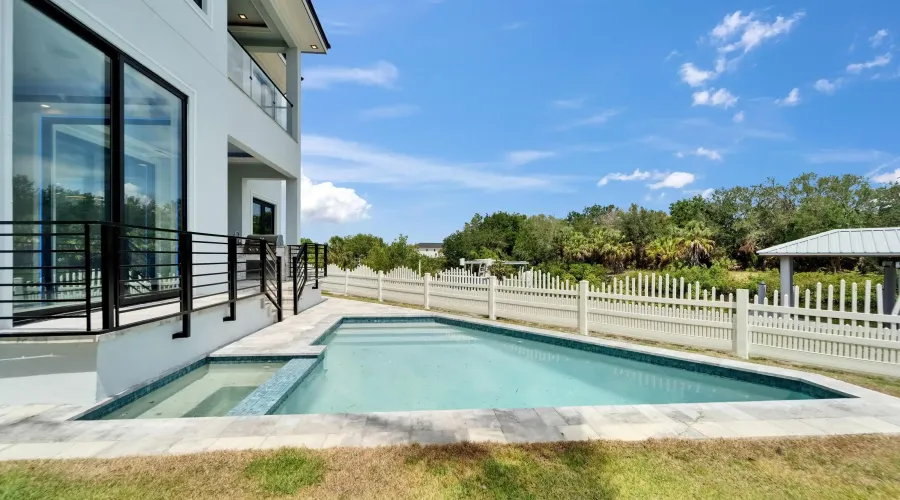 6520 SIMONE SHORES CIR, Apollo Beach, Florida, 33572, United States, 5 Bedrooms Bedrooms, 8 Rooms Rooms,3 BathroomsBathrooms,Residential,For Sale,SIMONE SHORES CIR,2,1898248