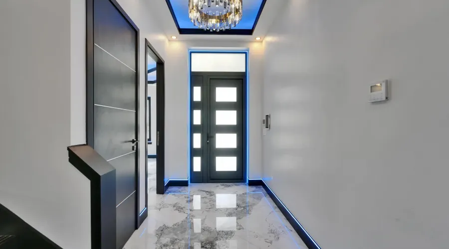 6520 SIMONE SHORES CIR, Apollo Beach, Florida, 33572, United States, 5 Bedrooms Bedrooms, 8 Rooms Rooms,3 BathroomsBathrooms,Residential,For Sale,SIMONE SHORES CIR,2,1898248