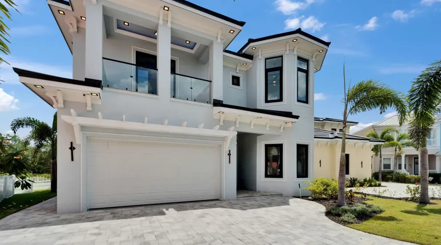 6520 SIMONE SHORES CIR, Apollo Beach, Florida, 33572, United States, 5 Bedrooms Bedrooms, 8 Rooms Rooms,3 BathroomsBathrooms,Residential,For Sale,SIMONE SHORES CIR,2,1898248