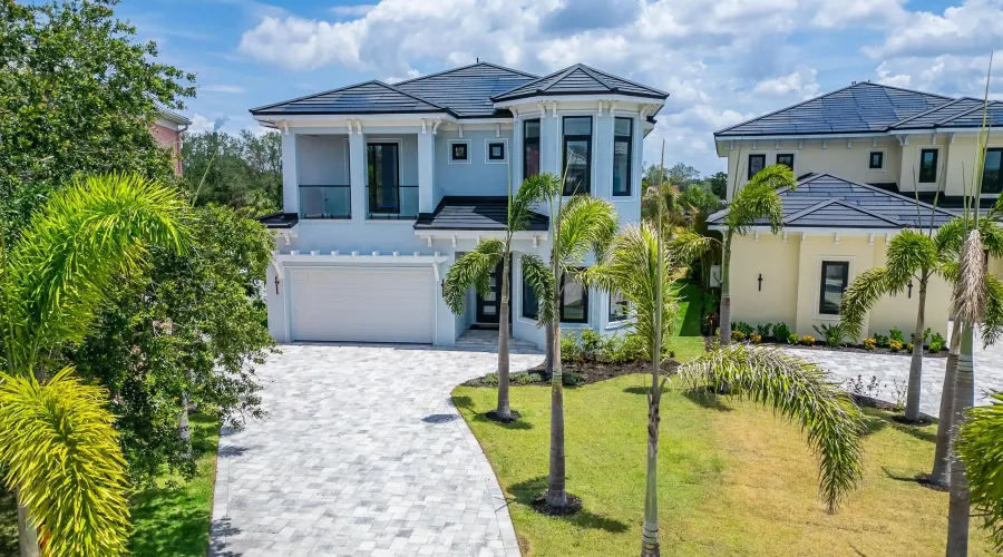 6520 SIMONE SHORES CIR, Apollo Beach, Florida, 33572, United States, 5 Bedrooms Bedrooms, 8 Rooms Rooms,3 BathroomsBathrooms,Residential,For Sale,SIMONE SHORES CIR,2,1898248
