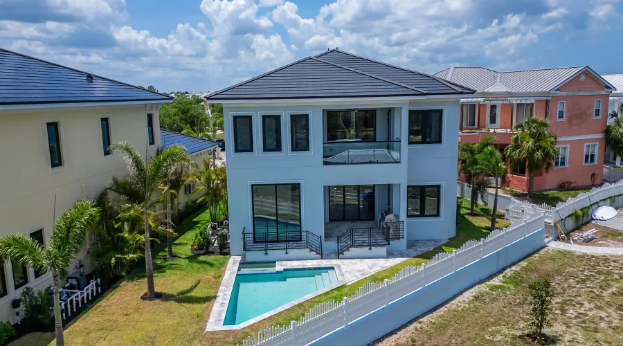 6520 SIMONE SHORES CIR, Apollo Beach, Florida, 33572, United States, 5 Bedrooms Bedrooms, 8 Rooms Rooms,3 BathroomsBathrooms,Residential,For Sale,SIMONE SHORES CIR,2,1898248