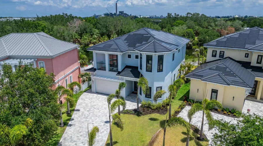 6520 SIMONE SHORES CIR, Apollo Beach, Florida, 33572, United States, 5 Bedrooms Bedrooms, 8 Rooms Rooms,3 BathroomsBathrooms,Residential,For Sale,SIMONE SHORES CIR,2,1898248