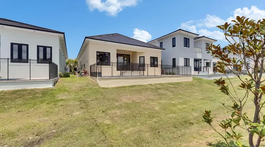 6532 Simone Shores, Apollo Beach, Florida, 33572, United States, 3 Bedrooms Bedrooms, 7 Rooms Rooms,3 BathroomsBathrooms,Waterfront,For Sale,Simone Shores,1899251