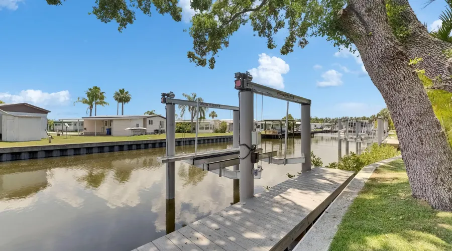 6532 Simone Shores, Apollo Beach, Florida, 33572, United States, 3 Bedrooms Bedrooms, 7 Rooms Rooms,3 BathroomsBathrooms,Waterfront,For Sale,Simone Shores,1899251