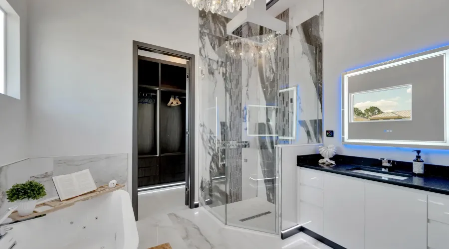 6542 Simone Shores, Apollo Beach, Florida, 33572, United States, 4 Bedrooms Bedrooms, 8 Rooms Rooms,3 BathroomsBathrooms,Waterfront,For Sale,Simone Shores ,1899254