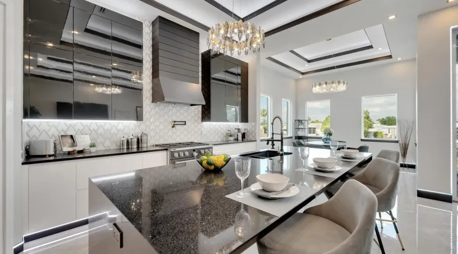 6542 Simone Shores, Apollo Beach, Florida, 33572, United States, 4 Bedrooms Bedrooms, 8 Rooms Rooms,3 BathroomsBathrooms,Waterfront,For Sale,Simone Shores ,1899254