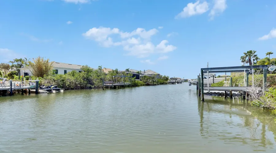 6317 Marbella Boulevard Marbella Boulevard, Apollo Beach, Florida, 33572, United States, 5 Bedrooms Bedrooms, 7 Rooms Rooms,3 BathroomsBathrooms,Waterfront,For Sale,Marbella Boulevard,1899257