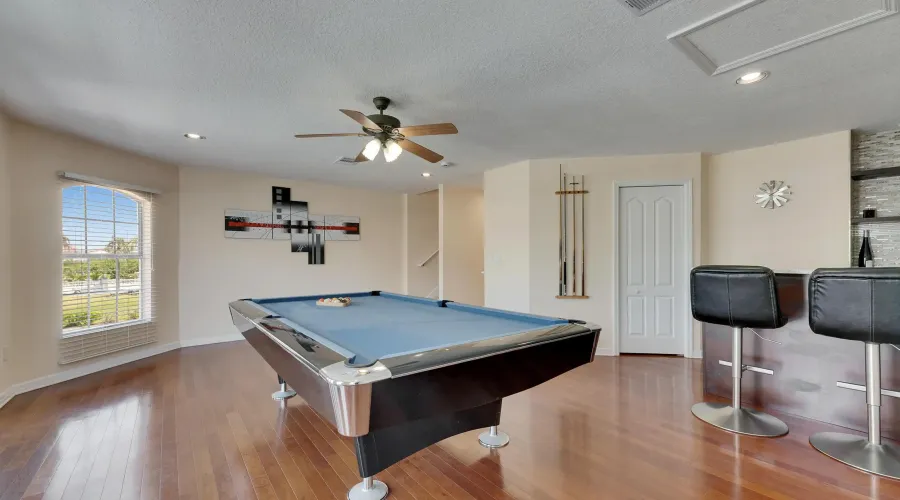 6317 Marbella Boulevard Marbella Boulevard, Apollo Beach, Florida, 33572, United States, 5 Bedrooms Bedrooms, 7 Rooms Rooms,3 BathroomsBathrooms,Waterfront,For Sale,Marbella Boulevard,1899257