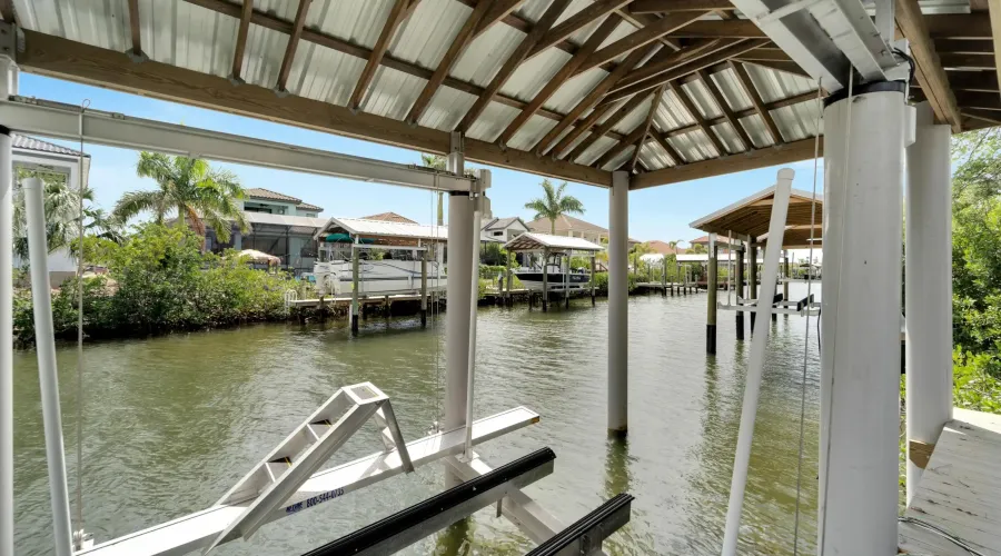 534 ESTUARY SHORE LANE, Apollo Beach, Florida, 33572, United States, 4 Bedrooms Bedrooms, 7 Rooms Rooms,2 BathroomsBathrooms,Waterfront,For Sale,ESTUARY SHORE LANE,1899258