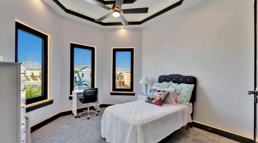6536 SIMONE SHORES CIRCLE, Apollo Beach, Florida, 33572, United States, 5 Bedrooms Bedrooms, 9 Rooms Rooms,4 BathroomsBathrooms,Waterfront,For Sale,SIMONE SHORES CIRCLE,1899262