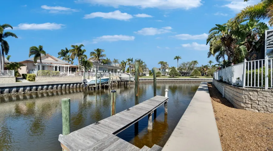 5616 SEAGRASS PLACE, Apollo Beach, Florida, 33572, United States, 4 Bedrooms Bedrooms, 10 Rooms Rooms,4 BathroomsBathrooms,Waterfront,For Sale,SEAGRASS PLACE,1899263