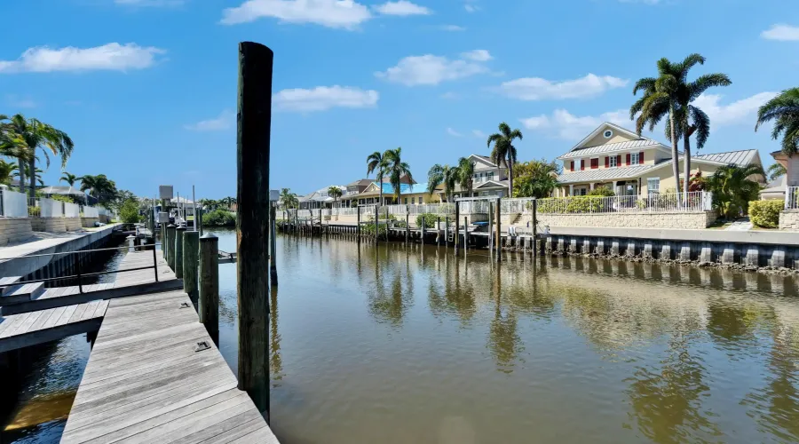 5616 SEAGRASS PLACE, Apollo Beach, Florida, 33572, United States, 4 Bedrooms Bedrooms, 10 Rooms Rooms,4 BathroomsBathrooms,Waterfront,For Sale,SEAGRASS PLACE,1899263