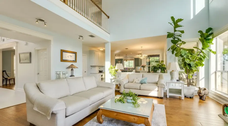 4315 Lago Viento, Austin, Texas, 78734, United States, 5 Bedrooms Bedrooms, ,4 BathroomsBathrooms,Residential,For Sale,Lago Viento,2,1899933